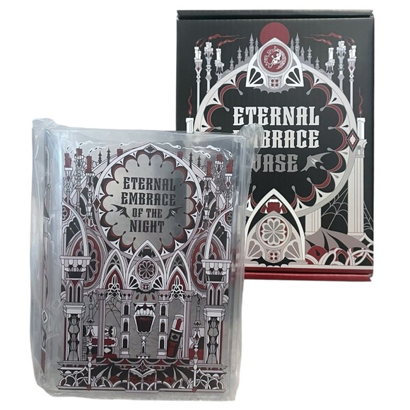 Fairyloot Full March 2025 Eternal Embrace Subscription Box - Picture 12 of 14